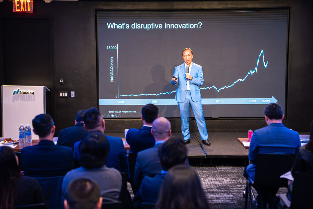VietChallenge speaker presenting at Nasdaq event